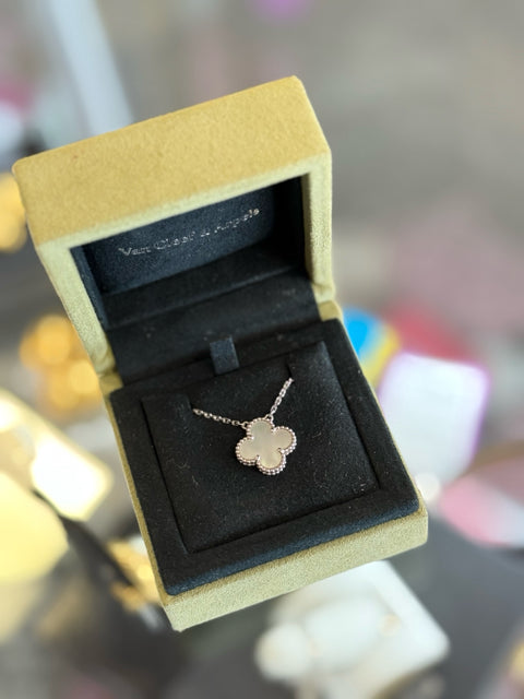 Van Cleef & Arpels Gold Necklace