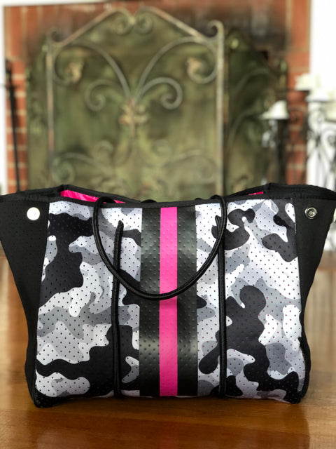 Neoprene Gray Camo w Pink Neon Stripe Tote – eliterepeatny display picture 1