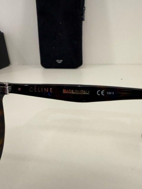 Pre Owned Celine CL 41435/S 086W2 61 14 Black Tortoise Shell Sunglasses w/ Case