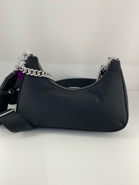 Pre Owned Tory Burch 151 Small Mercer Crescent w 2 straps  Nylon Cross Body.