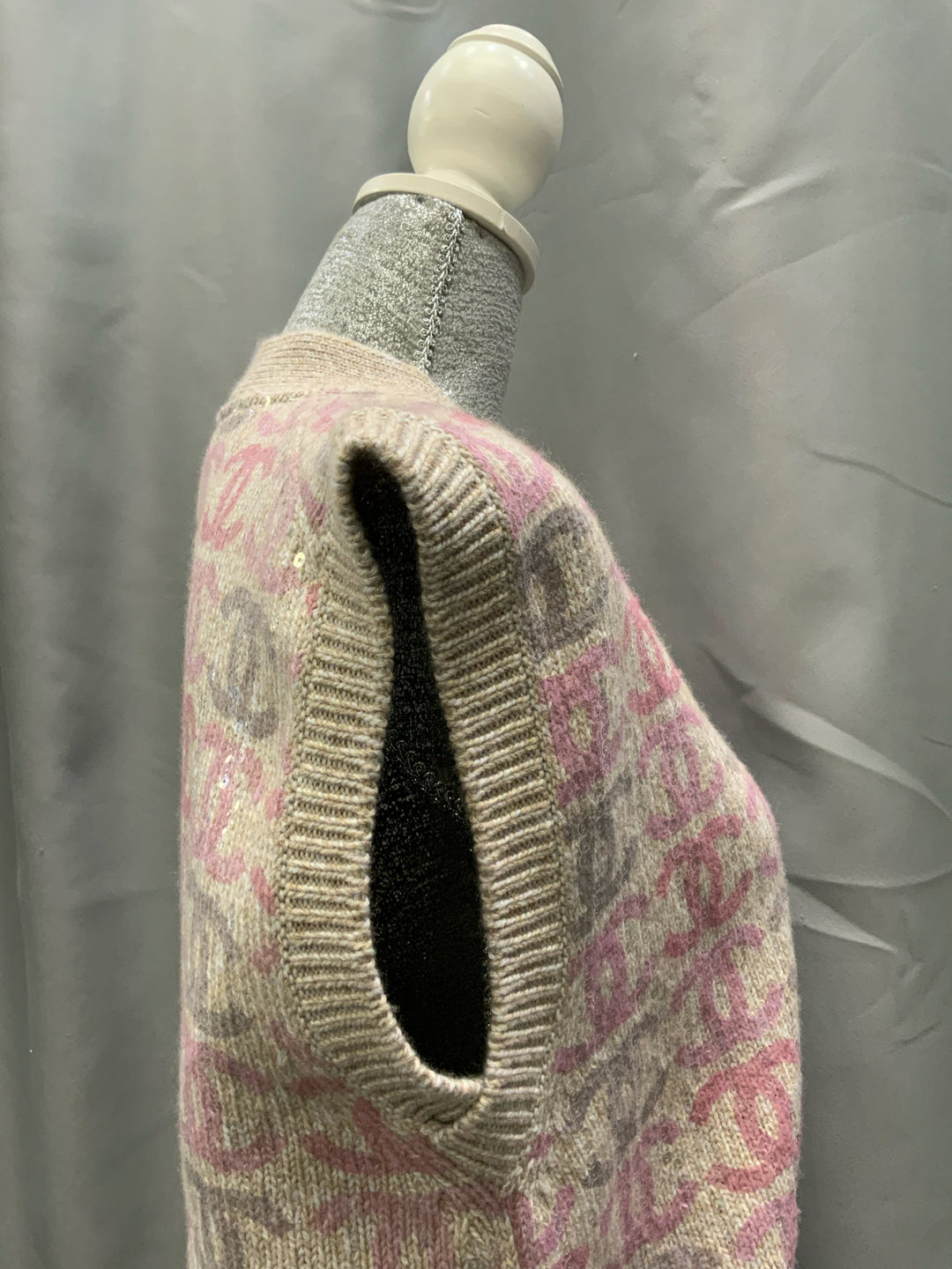 Chanel Cardigan 22K CC Sequin Vest w/ CC Buttons Size 34