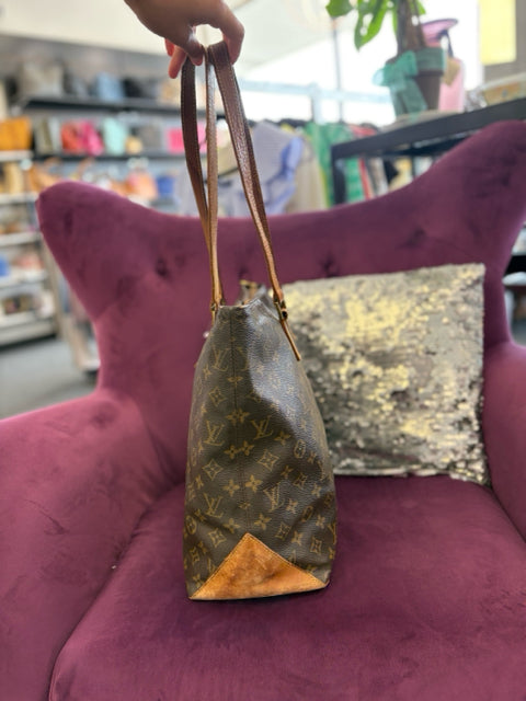 Louis Vuitton Cabas Totes Hand Bag