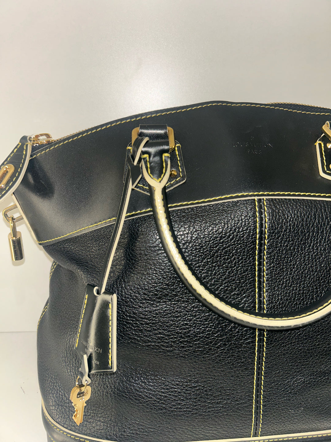 Louis Vuitton SUHALI Lockit MM With Dustbag Designer Bag