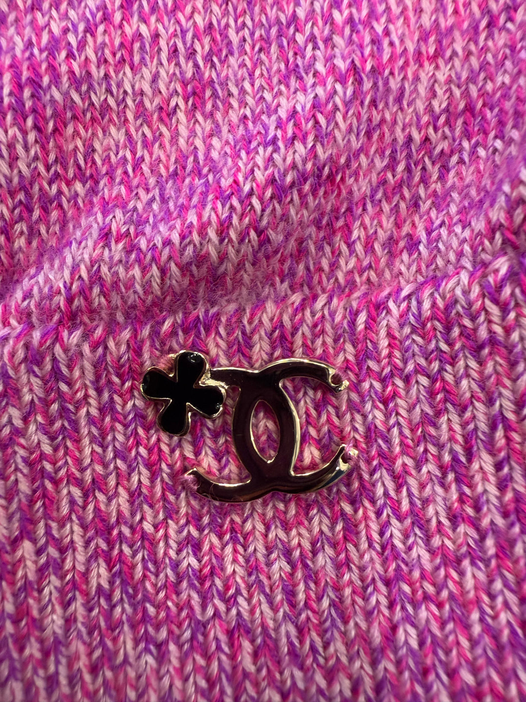 Chanel 2022 Cashmere Crew Neck CC Logo Sweater Size 38