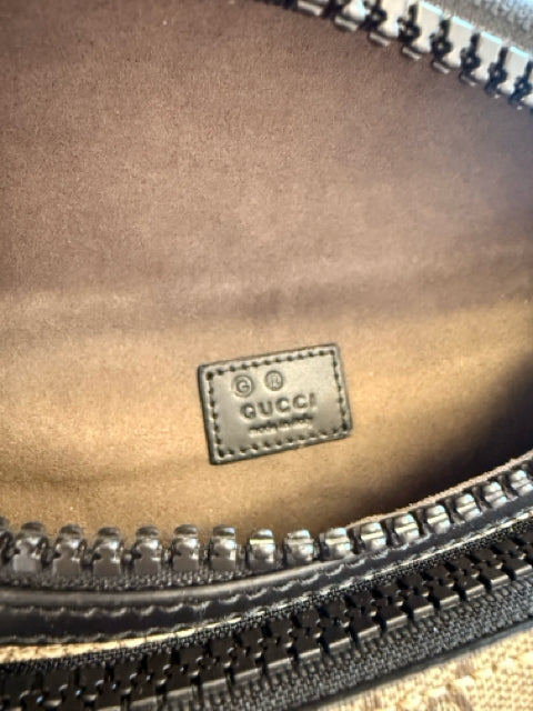 NWT Gucci Supreme Canvas Belt Bag