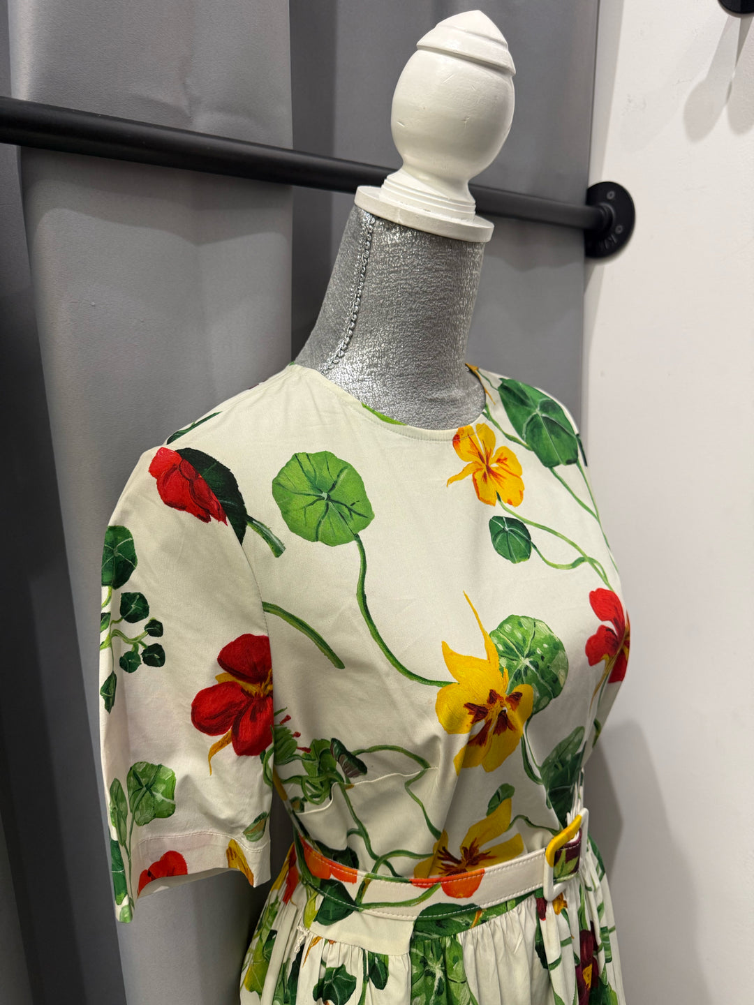 Oscar De La Renta Multi Floral Print w Belt Dress Size 6