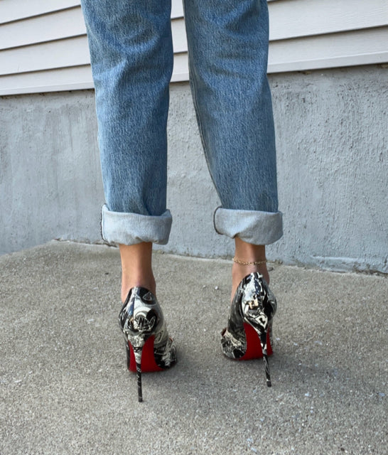 Christian Louboutin Pigalle Follies Nicograf Sz 39 Pumps