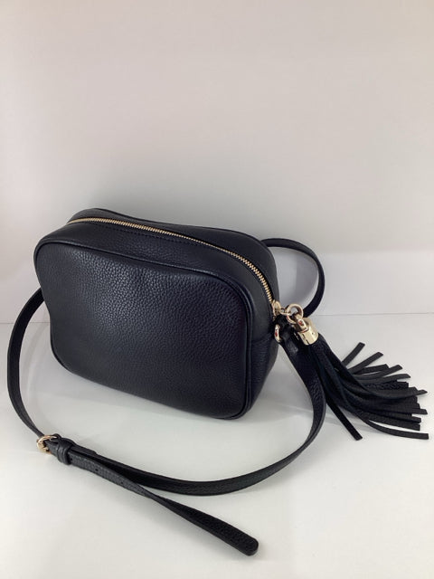 Pre Owned Gucci Black Pebbled Leather Soho Disco Crossbody Designer Bag
