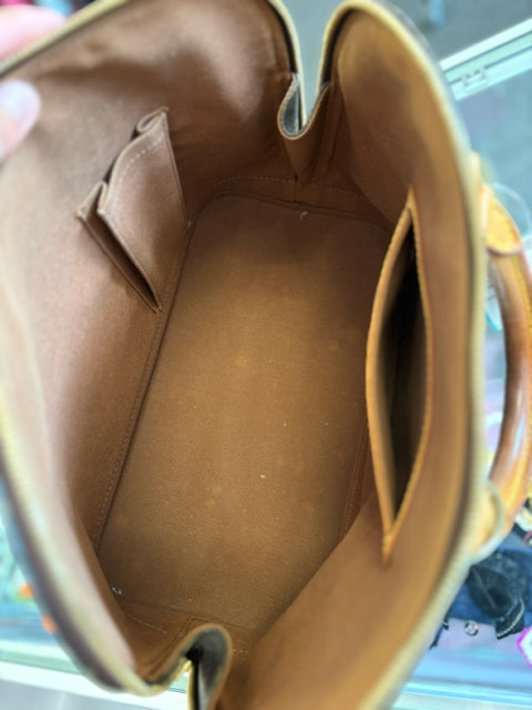 Louis Vuitton Alma Canvas Monogram Hand Bags