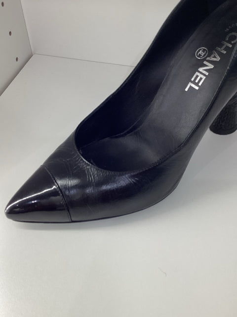 Chanel Sz 40.5 Black Pumps Knotted Heels Shoes