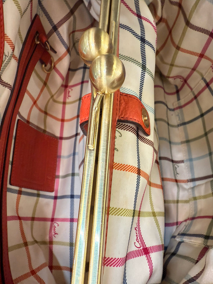 Vintage Coach 2 Strap w/ Kisslock Hand Bag