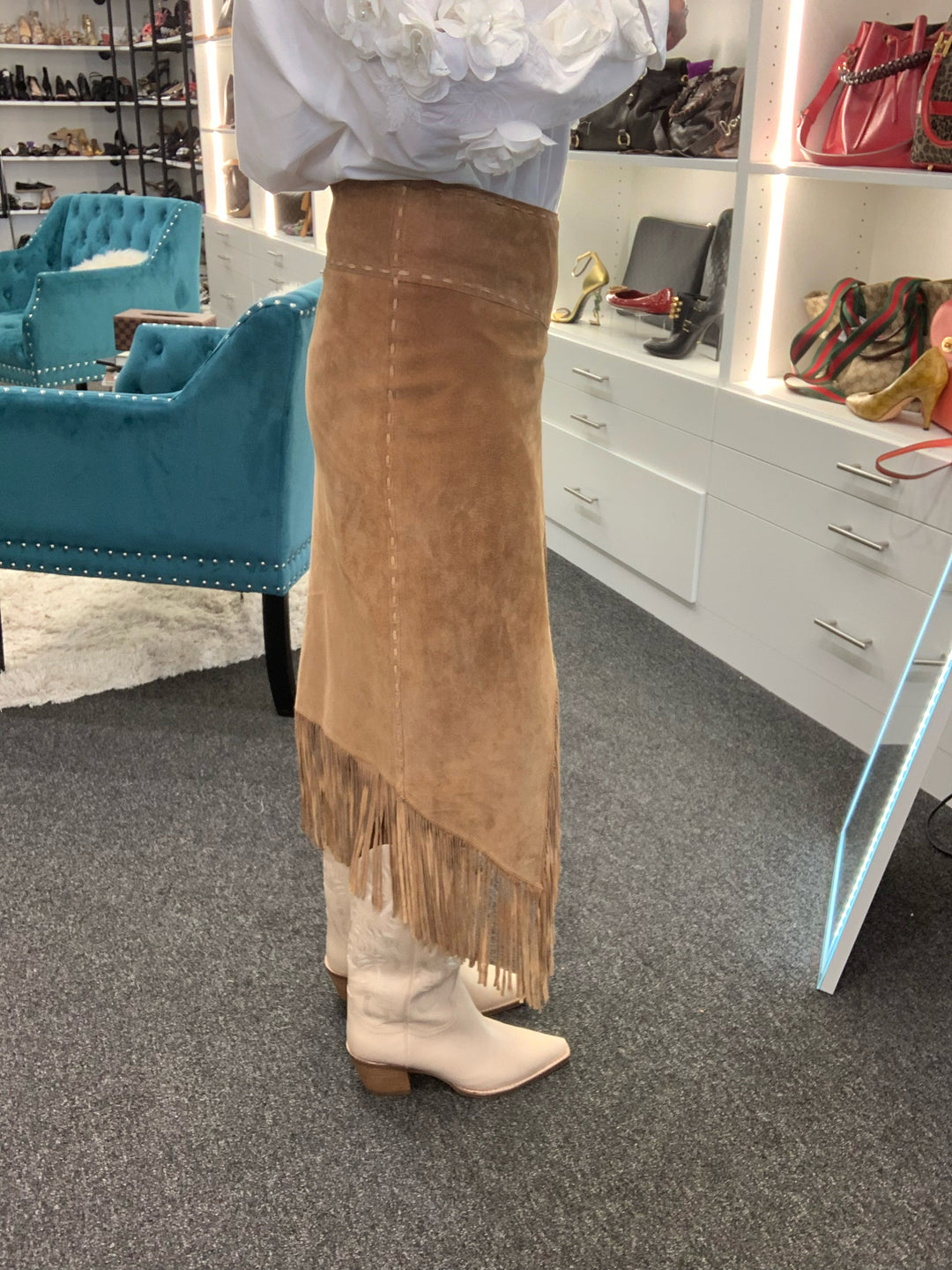NWOT Bebe Suede Wrap Fringe Skirt Sz 4