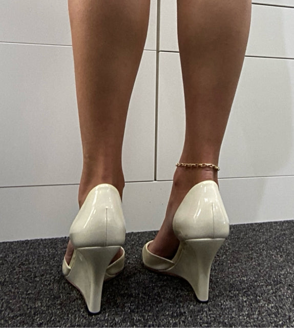 Sz 37 Gucci White Patent Leather Wedge Pumps Shoes