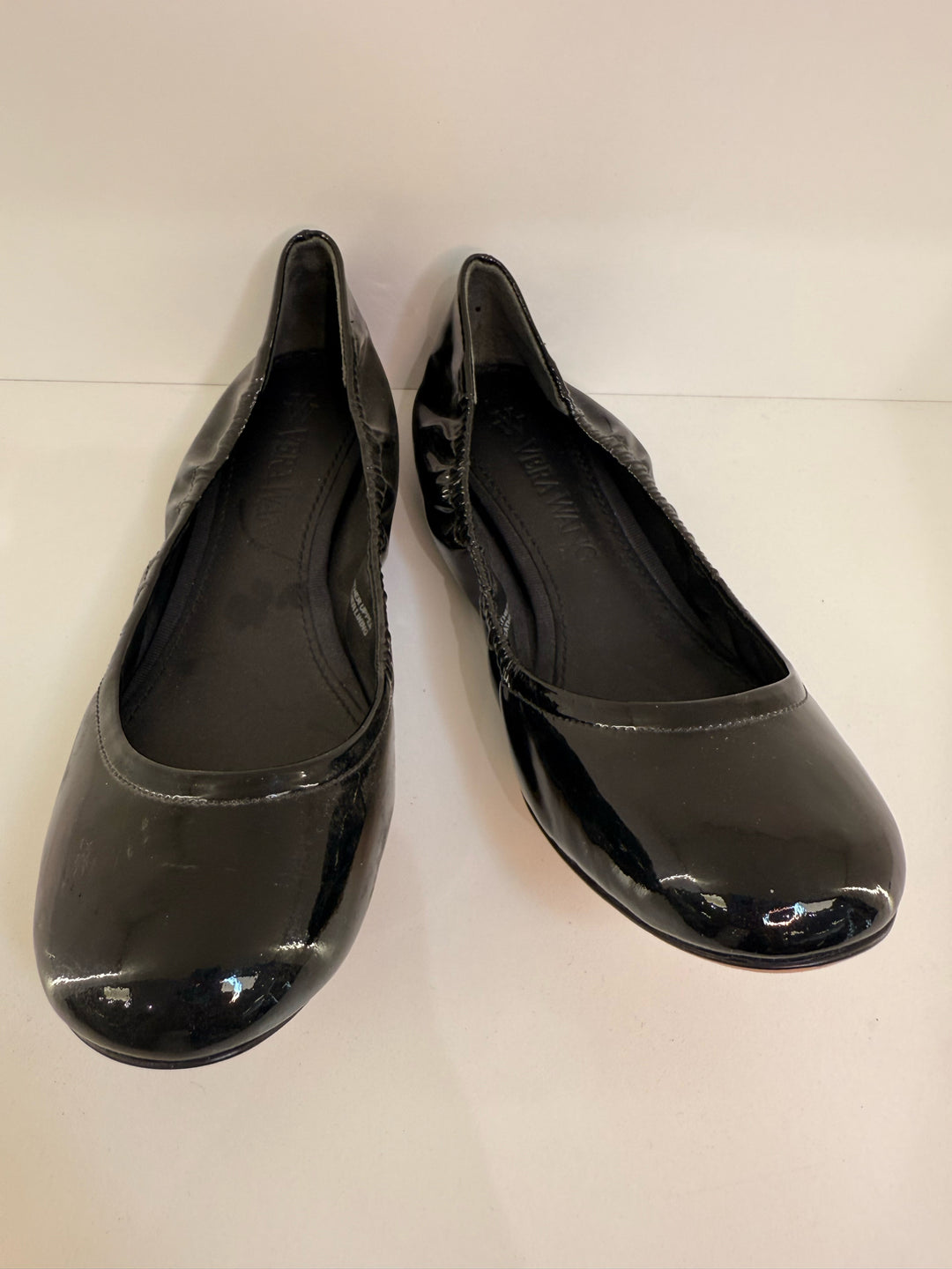 Vera Wang Sz 7 Patent Leather Ballet Flats Shoes