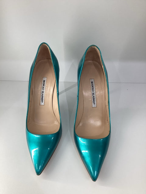 Sz 37.5 Manolo Blahnik Emerald Heels Pumps