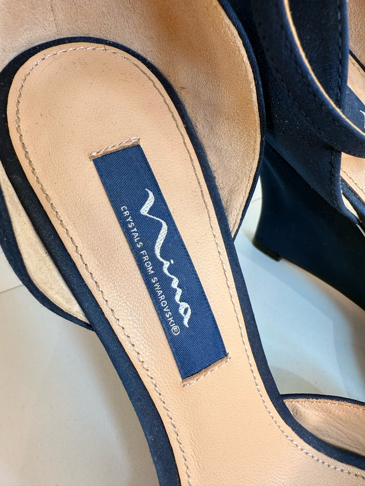 Nina Navy Wedge Satin Sandles Sz 8