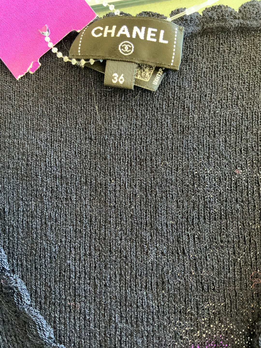 Cardigan 24 Slvless Pullover Vneck w patch Vest Size 36