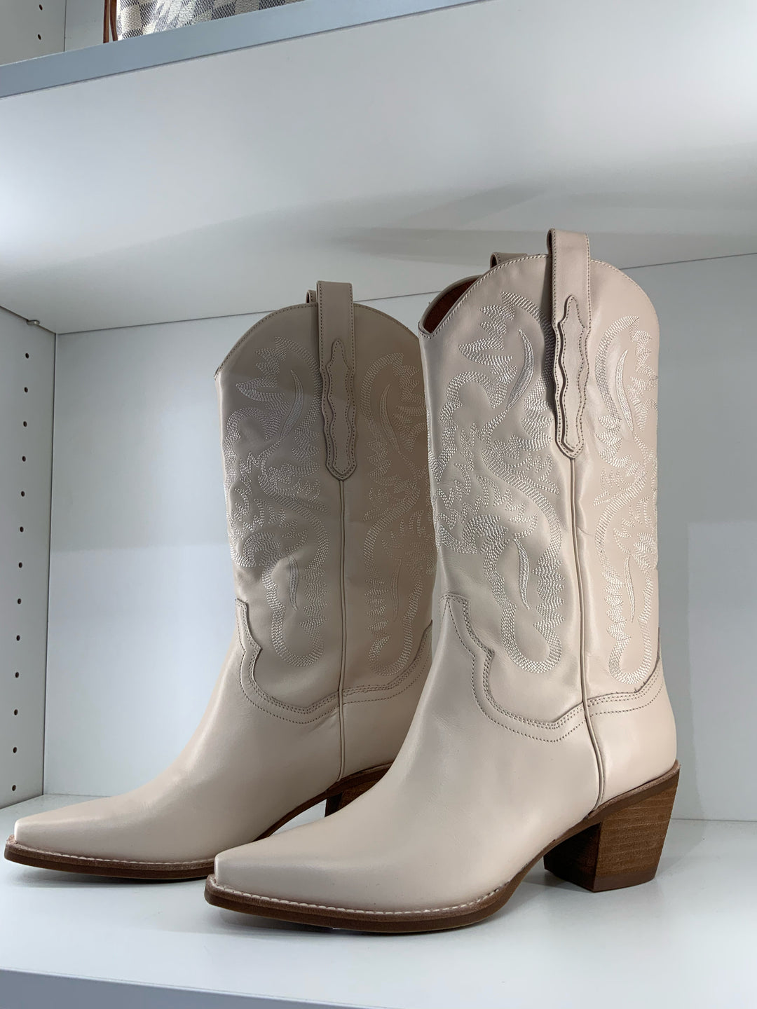 NIB Jeffrey Campbell Western Style Boots Sz 9