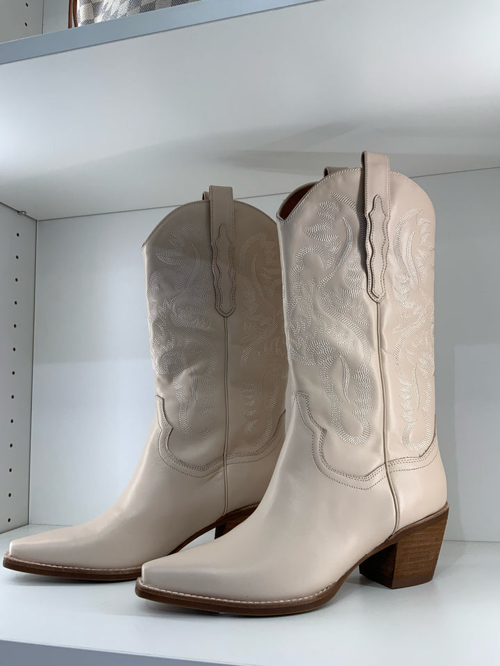 NIB Jeffrey Campbell Western Style Boots Sz 9