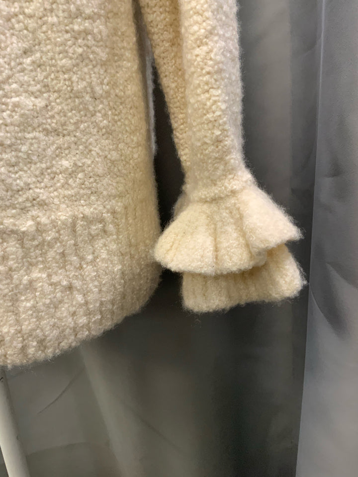 Chanel 24K L/S V Neck Cashmere/ Wool Bell Slv Cardigan