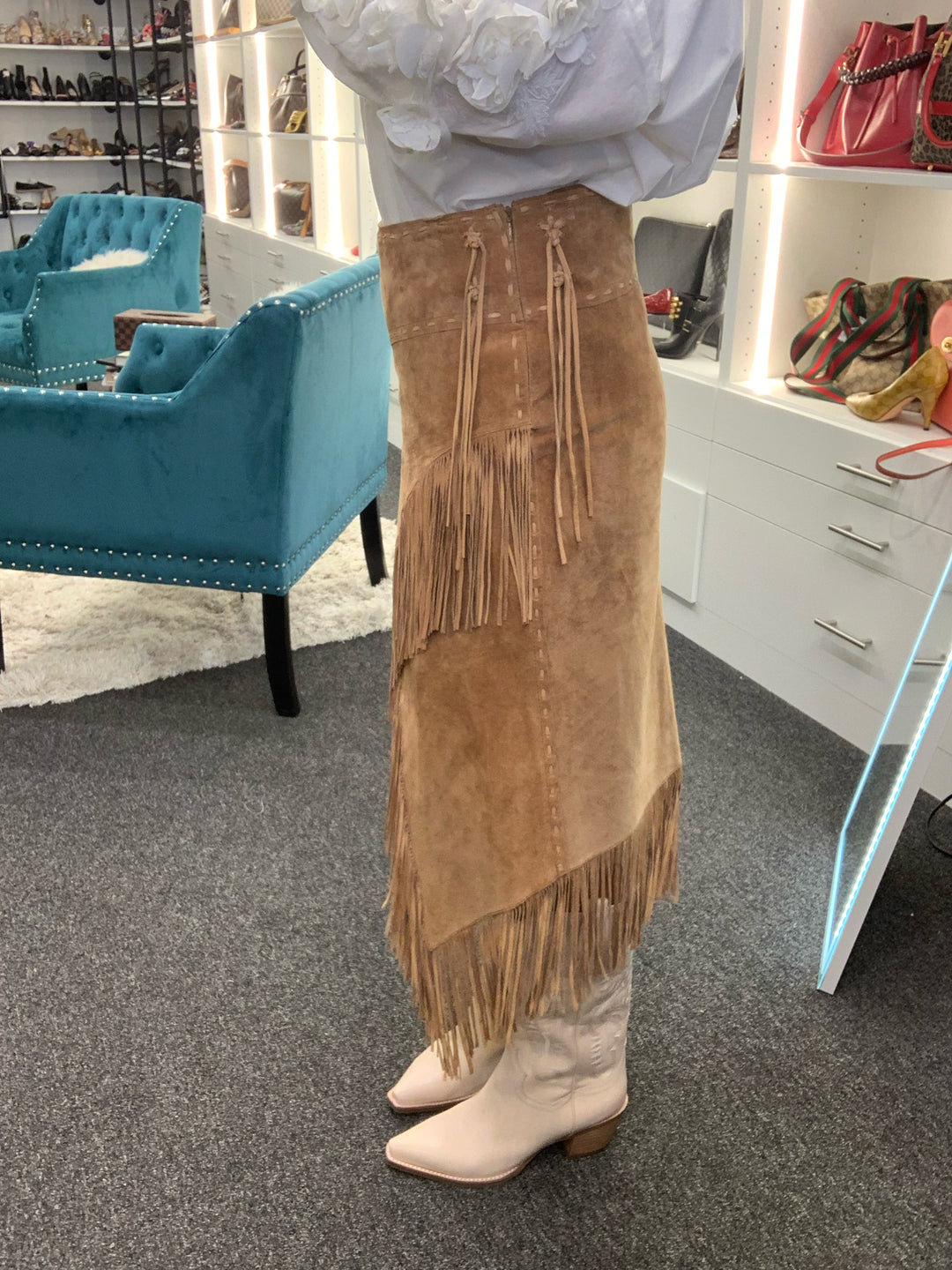 NWOT Bebe Suede Wrap Fringe Skirt Sz 4