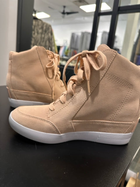 Sorel Sz 8 Tan Suede Sneakers Shoe