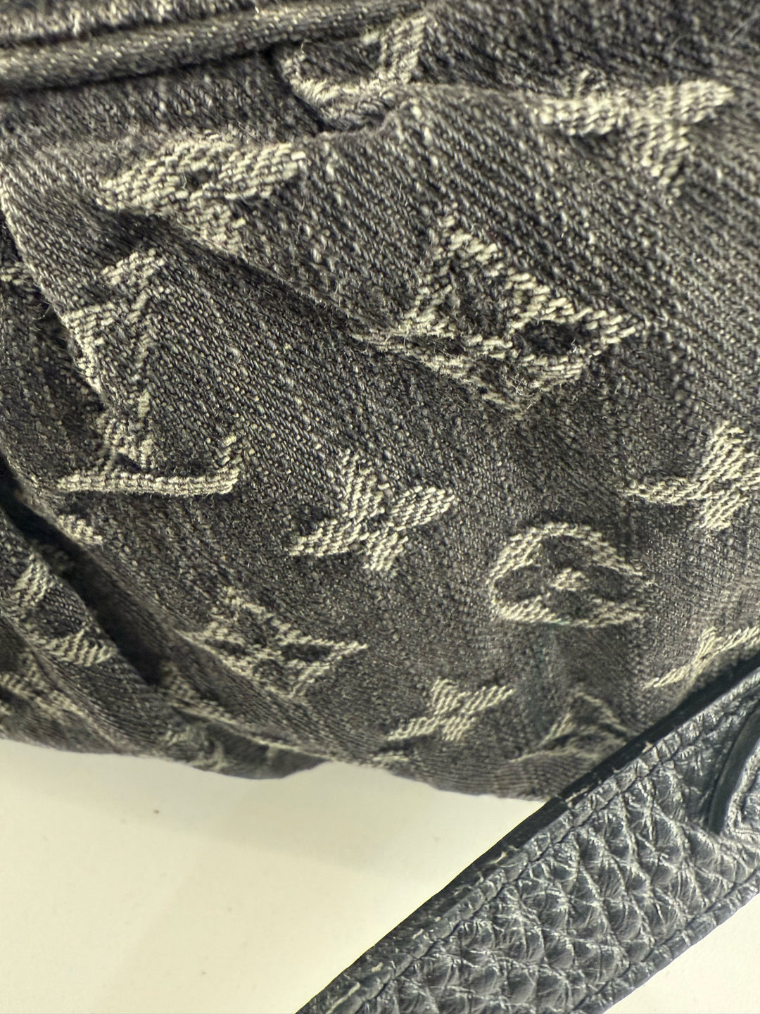 Louis Vuitton Black Denim Neo Cabi MM Designer Bag