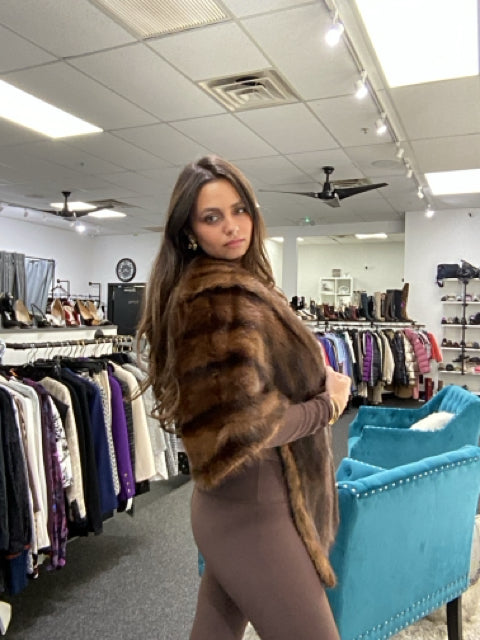 Pre Loved Brown Mink Stole Fur. Size S/M