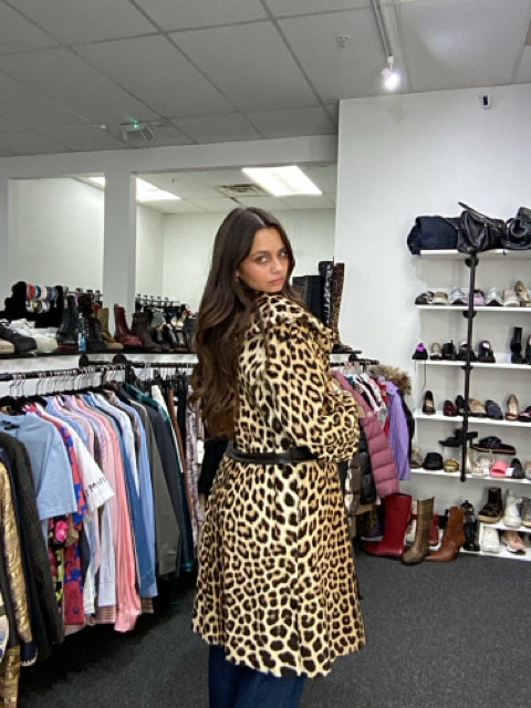 Pre Owned Long Cheetah Print Fur Coat. Sz M/L