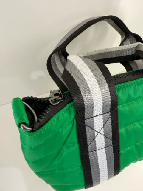 Pre Owned THINK ROLYN Green Nylon Quilted Single Zip Mini Tote Cross Body Bag.