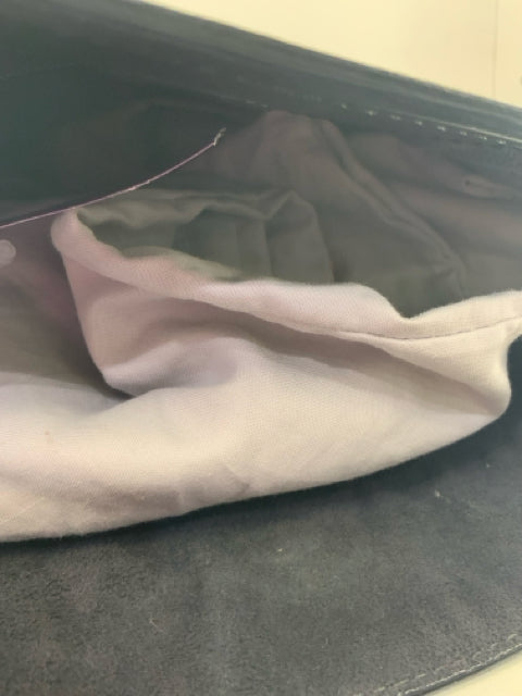 Pre Owned Louis Vuitton OnTheGo MM Designer Hand Bag