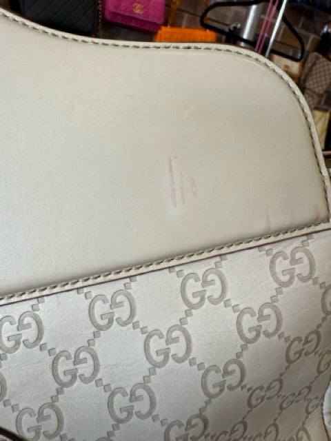 Gucci Guccissima Punch Top Handle Leather Cream Clutch Designer Hand Bag