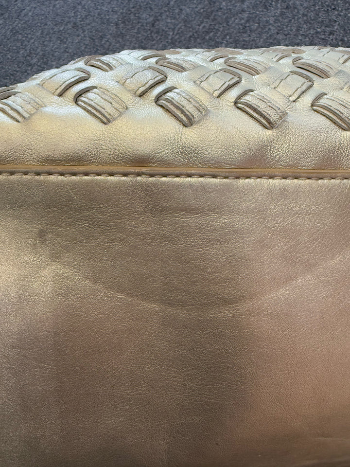 Coach Basket Weave Design w/side Pockets Tote Bag