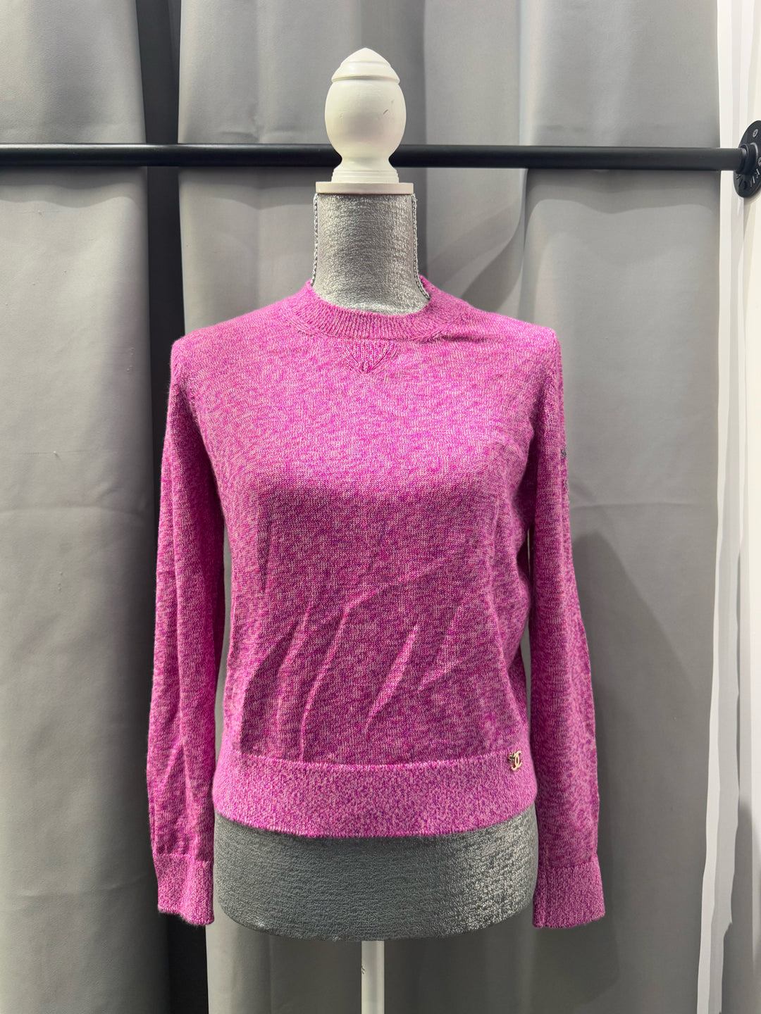 Chanel 2022 Cashmere Crew Neck CC Logo Sweater Size 38