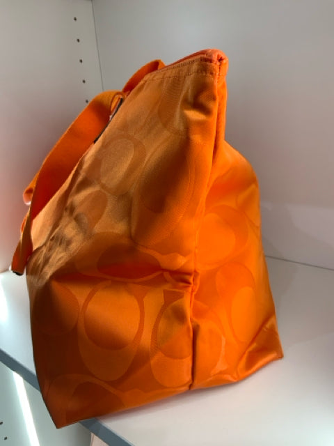 Pre Owned Coach Tote zip top nylon CC print