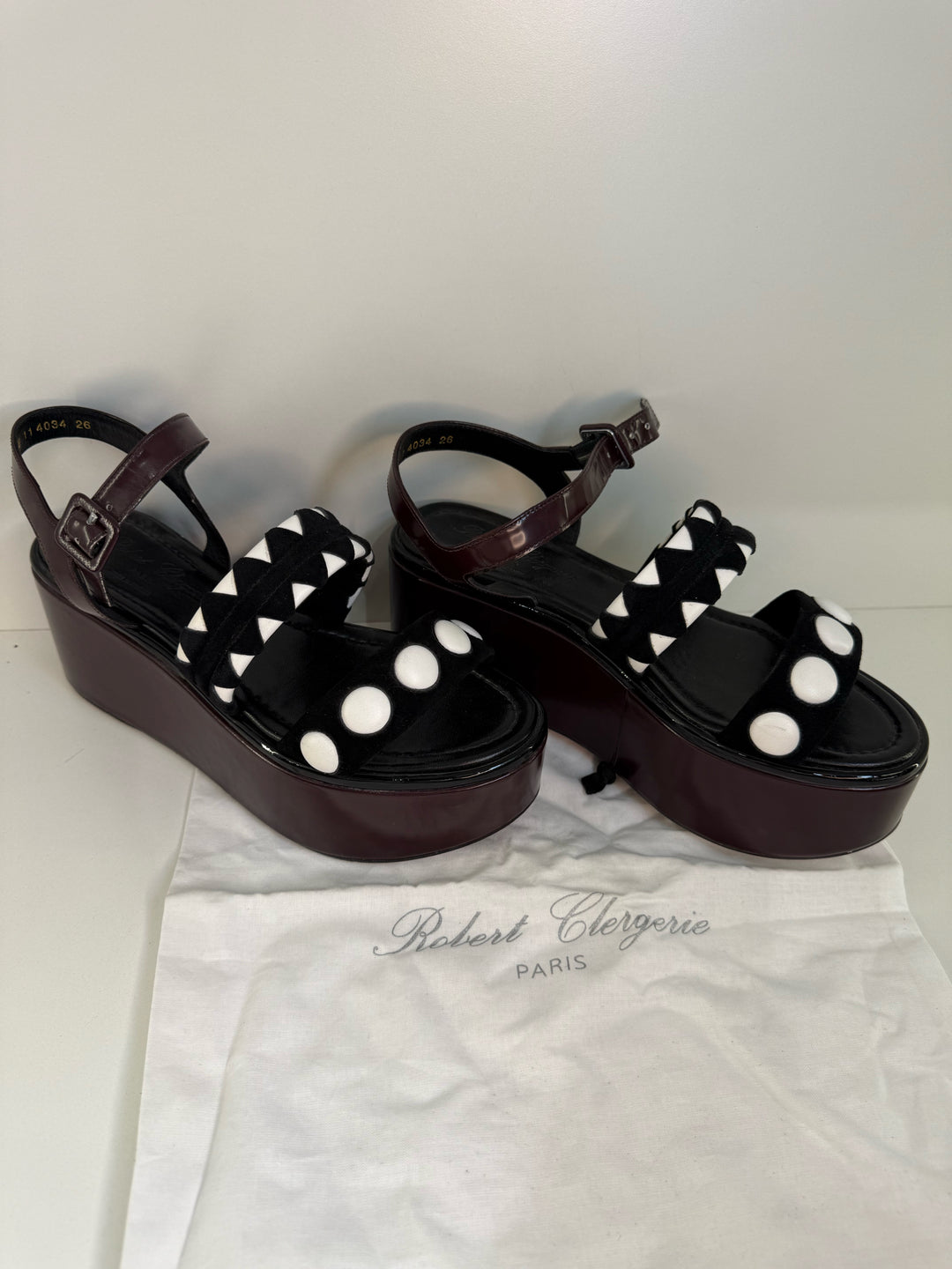 Robert Clergerie Wedge Sandles Sz 39