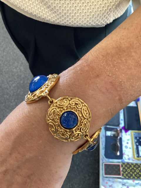 Vintage Chanel Blue & Gold Baroque bracelet 4-blue Gripoix glass cabochons IN BOX Bracelet