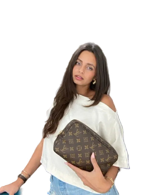 Pre Loved Louis Vuitton Cosmetic Case