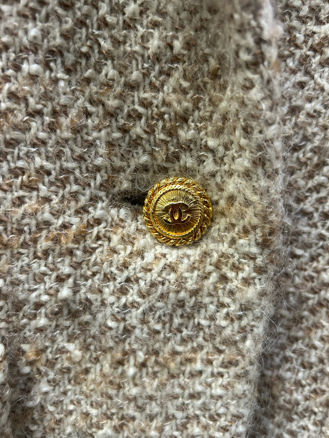Vintage Chanel Boutique Blazer with Pencil Skirt Size 40/42 - Boucle Tweed, Beige - alternate product view 3