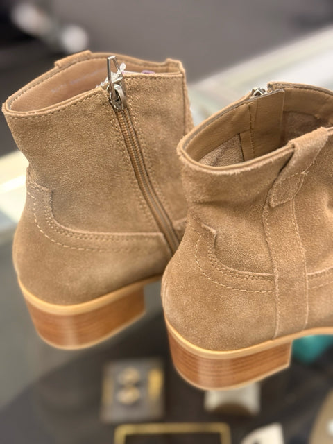 Dolce Vita Sz 7.5 Silma Modern Western Ankle Boots Shoes