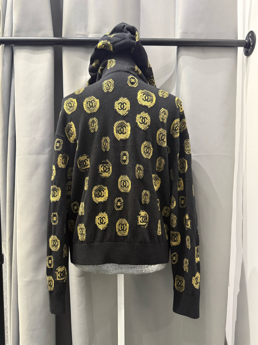 Chanel 2021L/S Cashmere Hooded Sweater Size 36