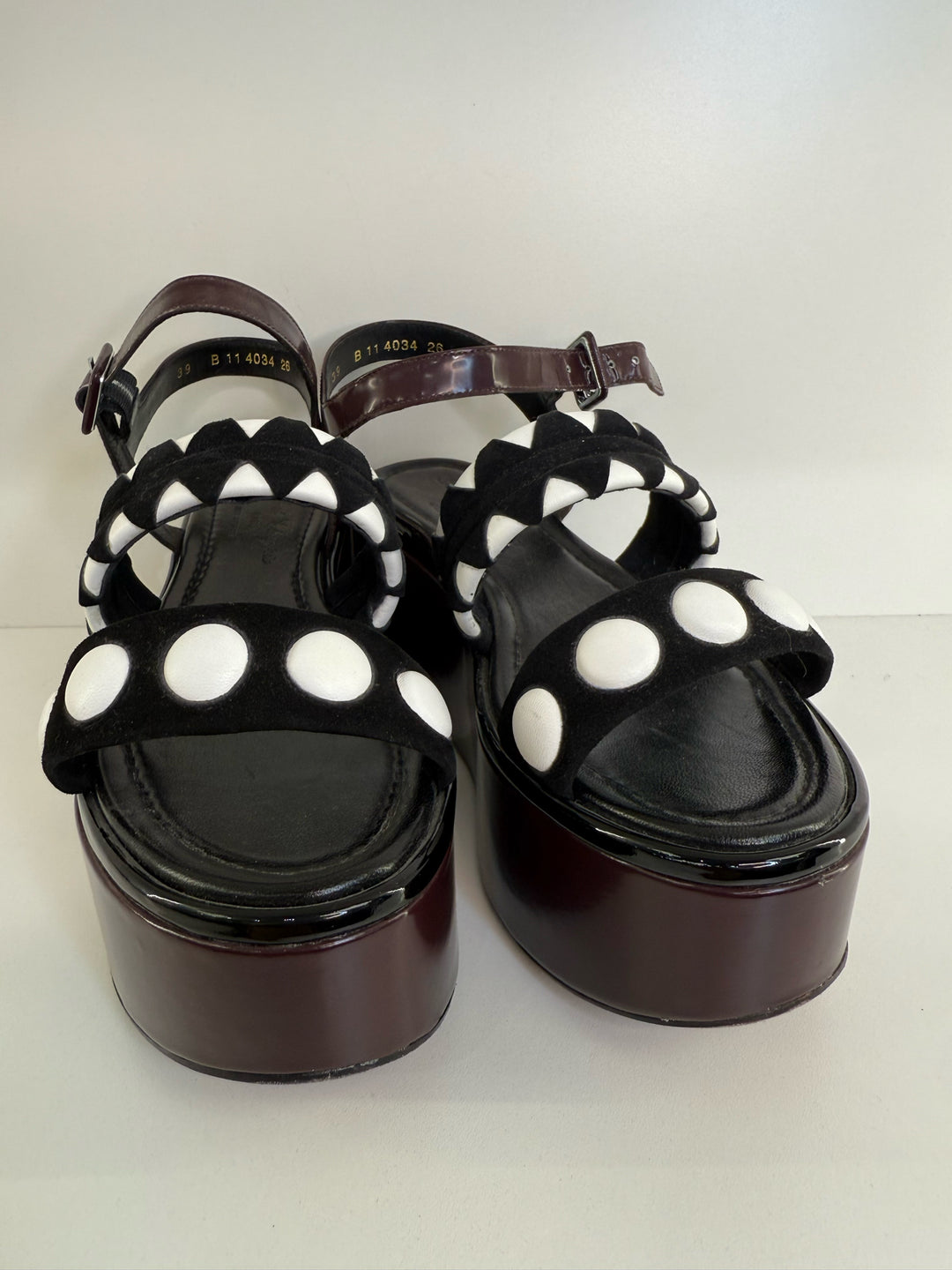 Robert Clergerie Wedge Sandles Sz 39