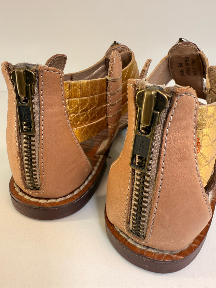 Sam Edelman Sz 6 Tan Bejeweled Sandals in Box
