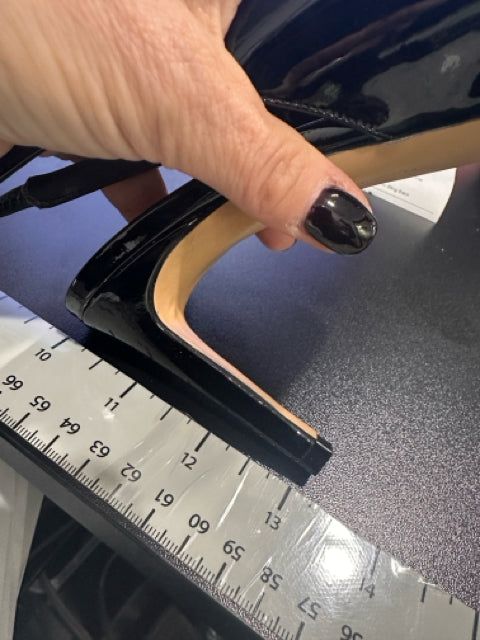 Salvatore Ferragamo Sz 6.5 Black Slingbacks Shoes