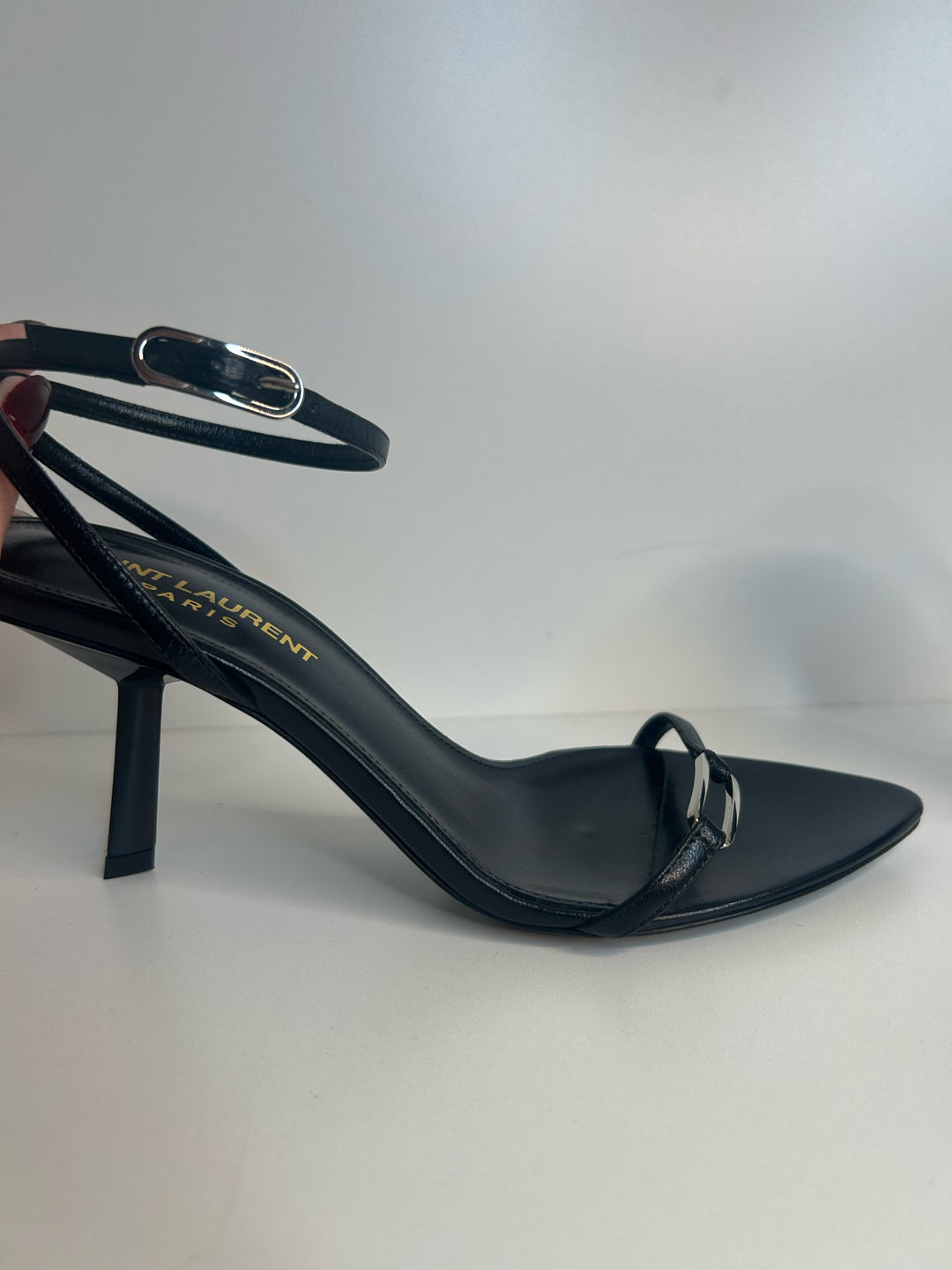 NIB Yves Saint Laurent Agnello Limousine Kitten Heels Shoes Sz 35