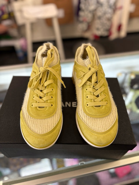 38.5 Chanel Yellow 19B Sneakers Shoes