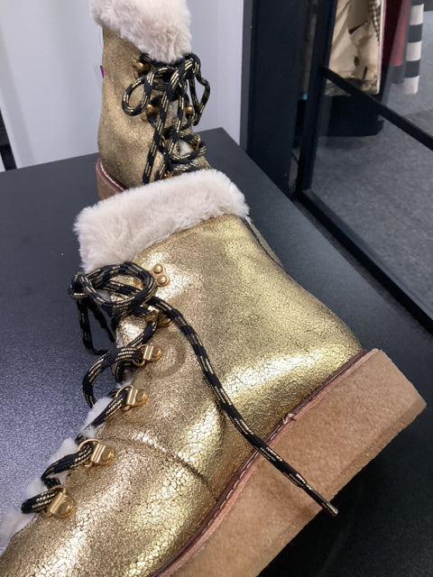 J Crew Sz 9.5 Gold Crackled Leather w/ Faux Fur Trim Boots  Shoes