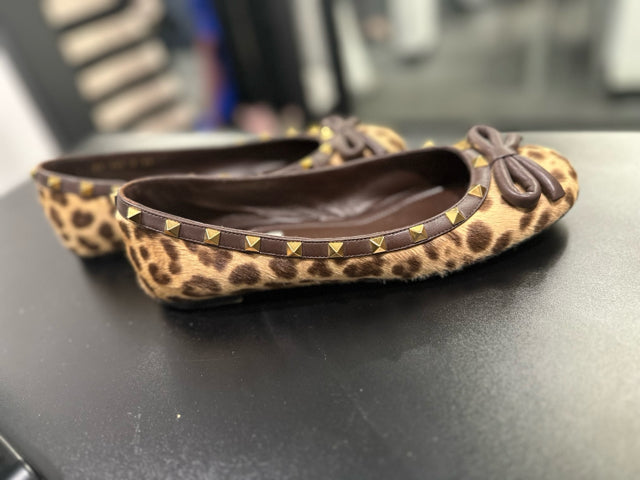 Valentino Garavani Sz 39 Leopard Flat Shoes