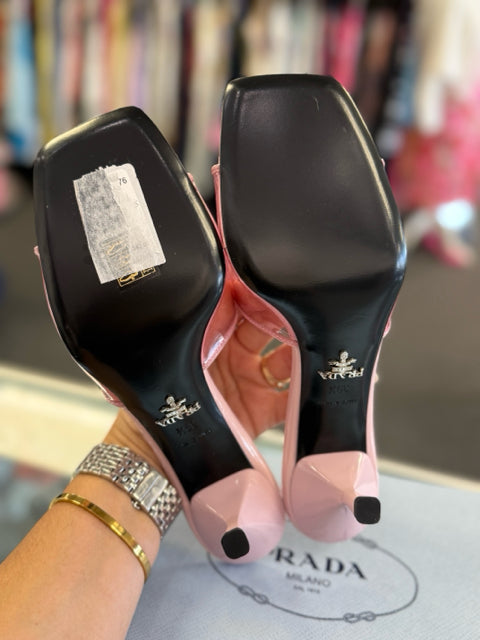 NIB Prada Sz 39.5 Alabastro Plexi & Patent Slide Mule Kitten Heel Shoe Pre Loved
