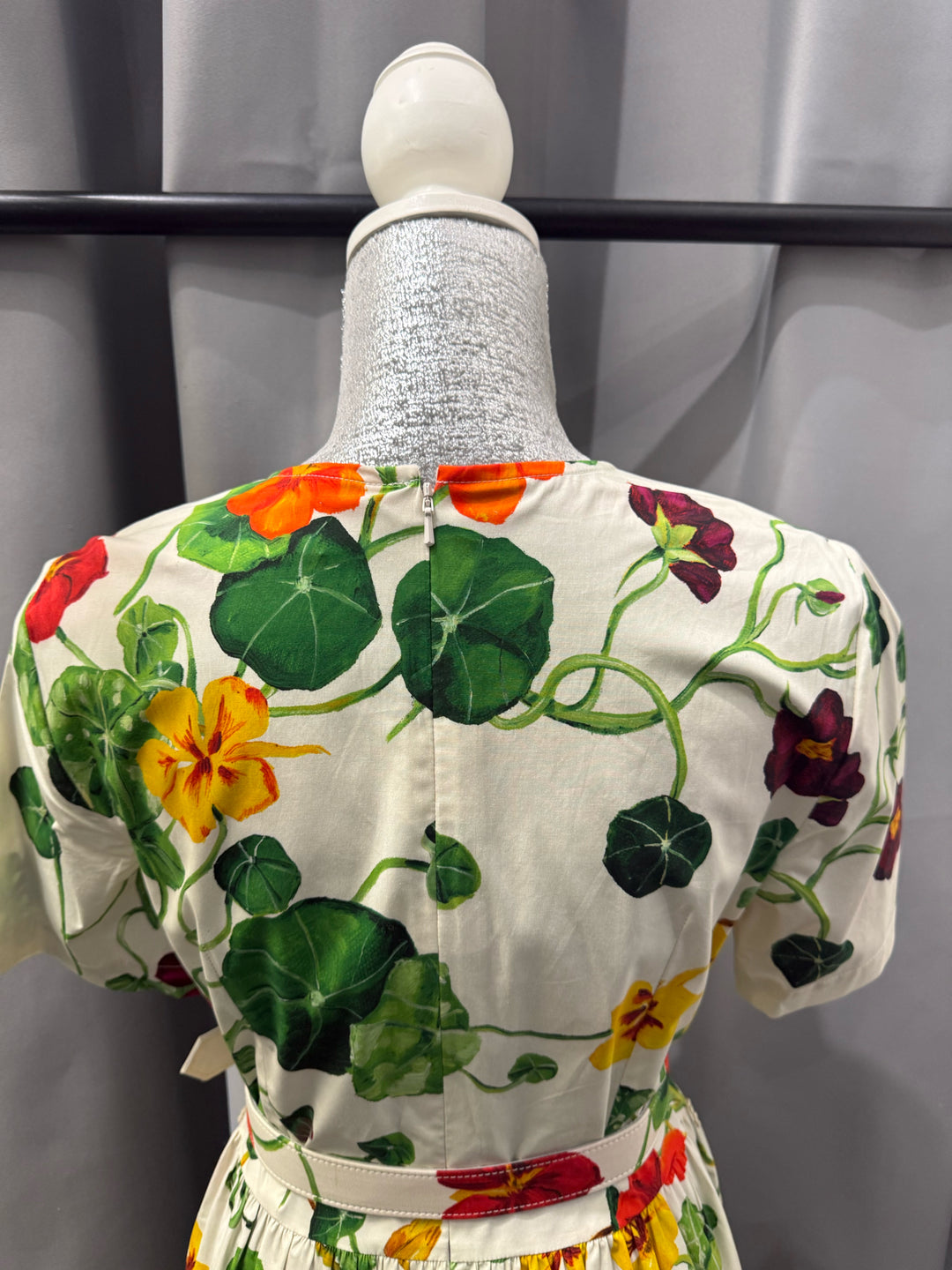 Oscar De La Renta Multi Floral Print w Belt Dress Size 6